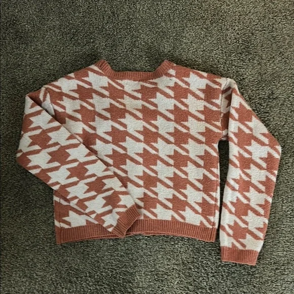 Women's Houndstooth Cardigan Sweater - Rust and Cream - Picture 7 of 7